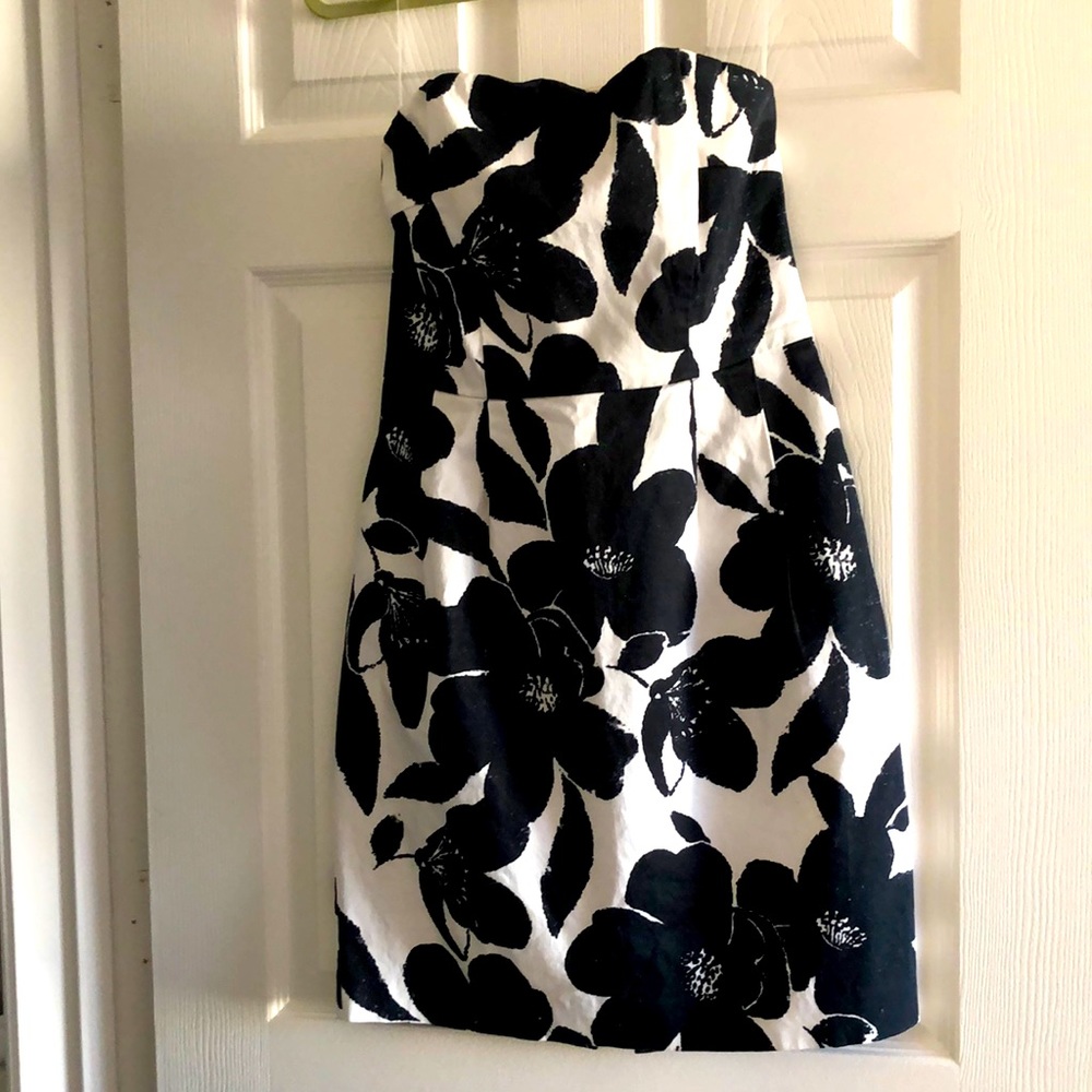 Express strapless summer dress with lining